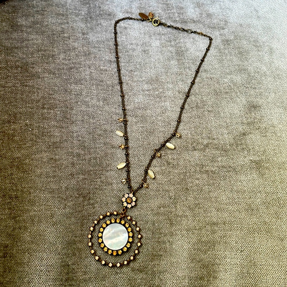 Liz Paiacios necklace